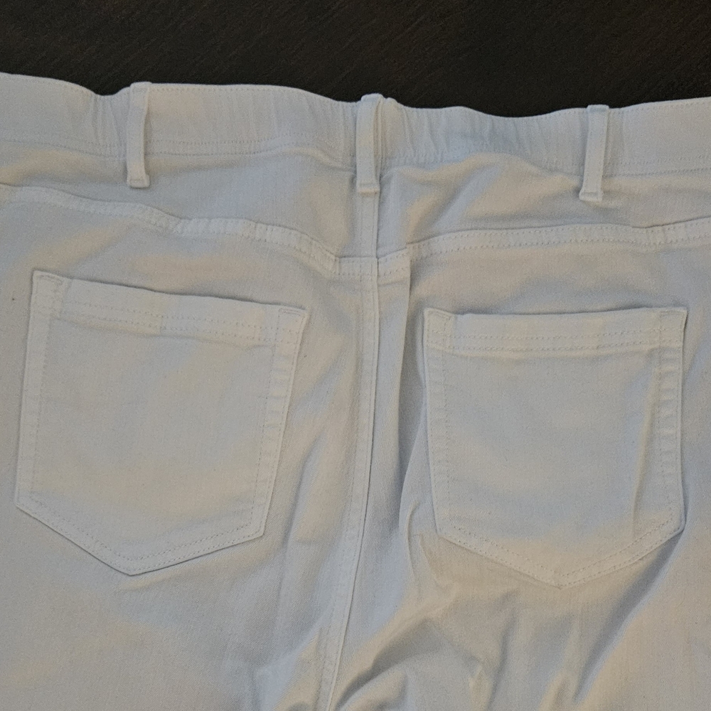 J. Jill Classic White Cropped Jeans - Picture 4 of 5